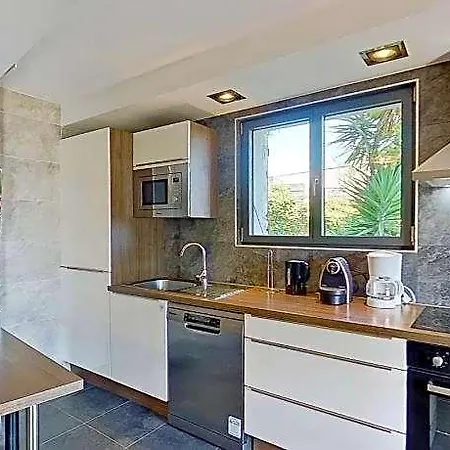 Onyx Location De Meubles De Tourisme 4*
